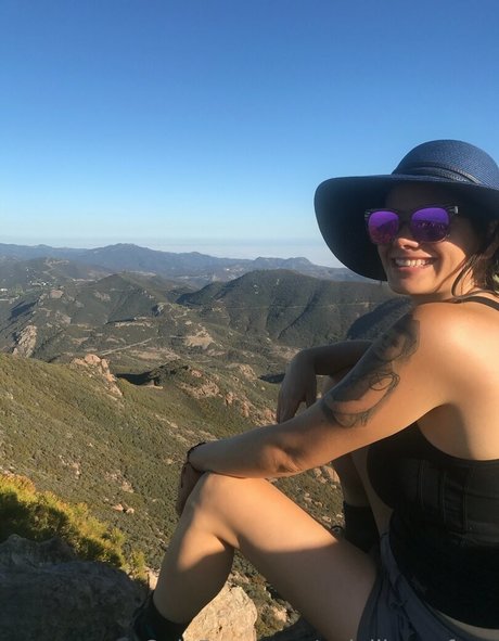 onlylibraryfans onlyfans desnuda