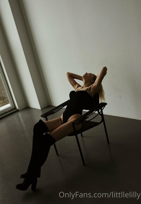 lilyy star only fans nude