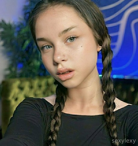 blondiesasha onlyfans nudes