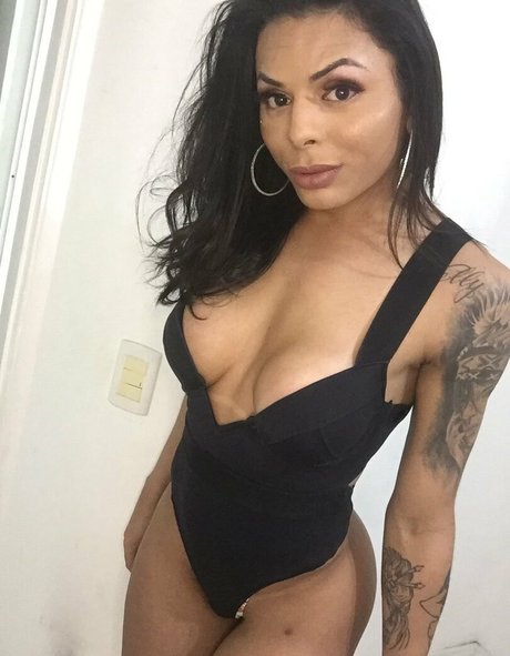 emilysales19 porn onlyfans leak