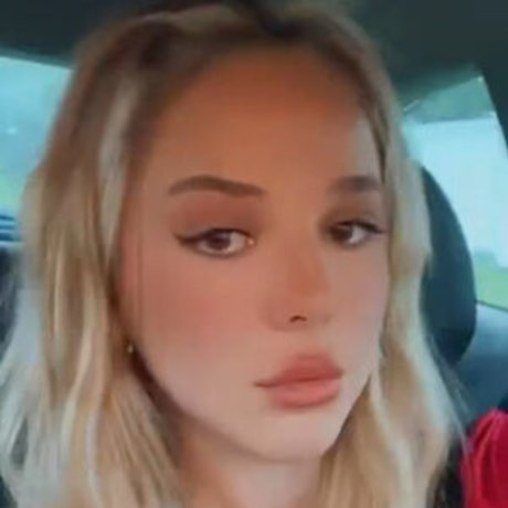 mia phillipson naked onlyfans