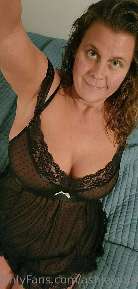 ashleyjordanofficial Profile pic