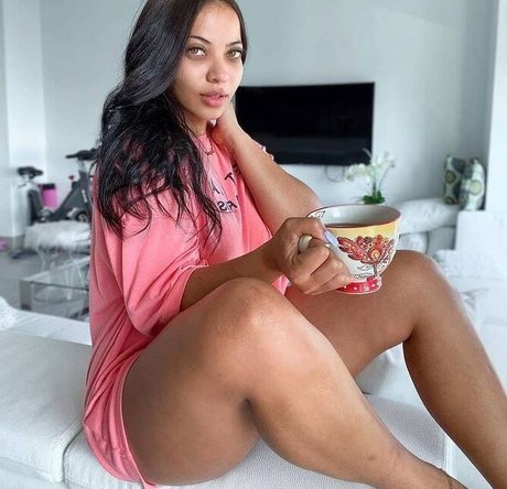 Xxginaa_ onlyfans content leaked