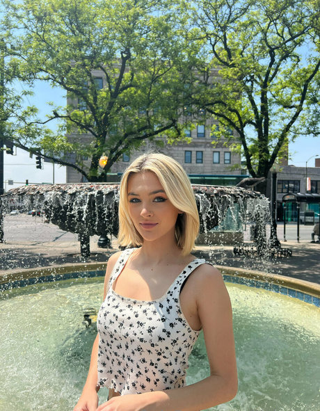 lilyhosea onlyfans leaked photos