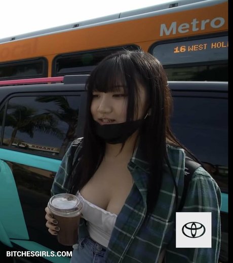 AriaSaki en onlyfans