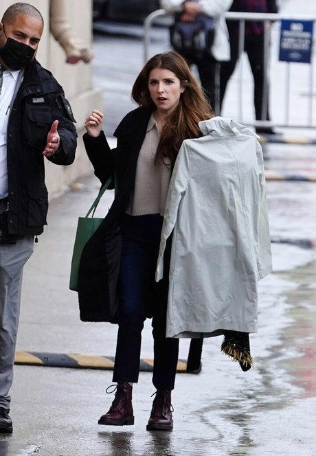 Anna Kendrick onlyfans nude leaks