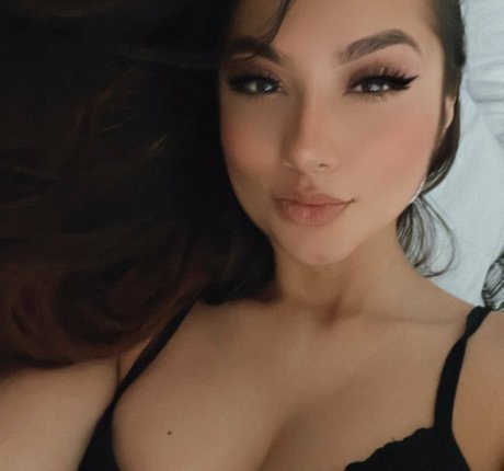 Theegoldenrose onlyfans fotos