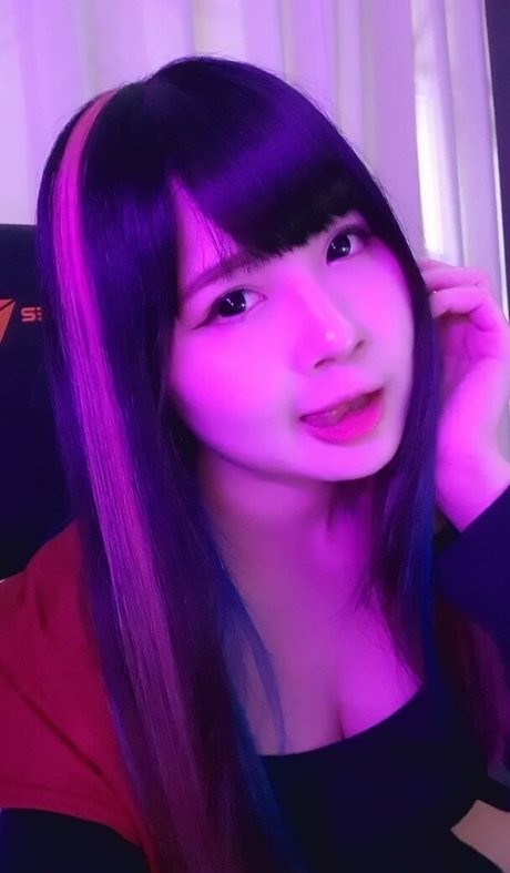 Clarissa Punipun strip onlyfans