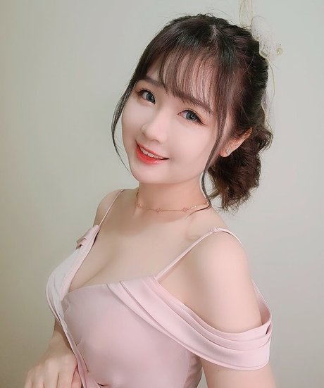 Clarissa Punipun onlyfans gratis