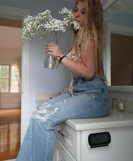 Elsuzannee onlyfans leak naked