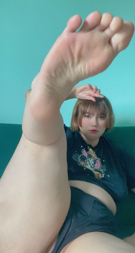 mintosylveon onlyfans leak ass