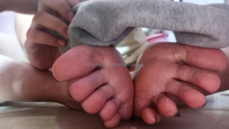 Roseblissss onlyfans nudes leaked