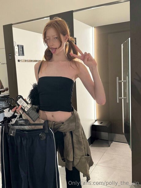 Polly The Vip onlyfans leajs