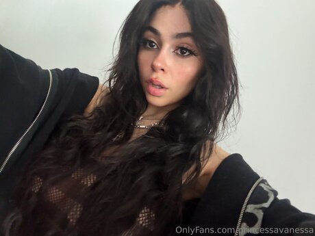 Princessavanessa onlyfans model photo