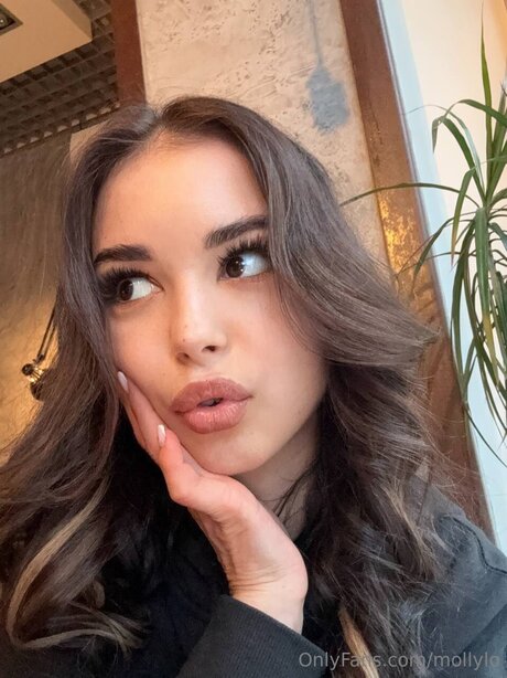 Mollylo only fans nudes