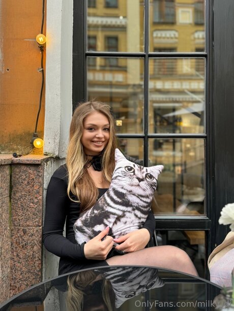 Milky Di onlyfans photo