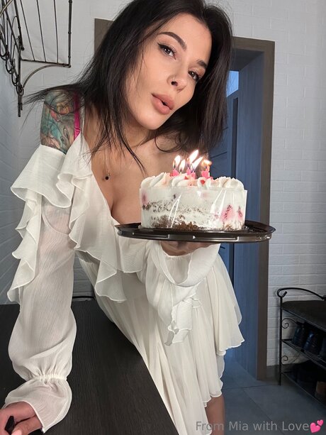 Mia Moonn onlyfans nudes porn