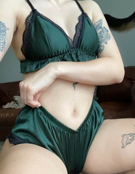 Pleasequietdown onlyfans leak ass