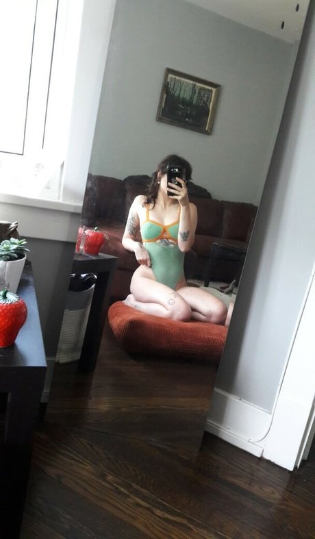 Pleasequietdown onlyfans picture