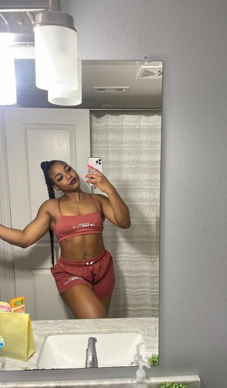 aaaaayevuh pics onlyfans