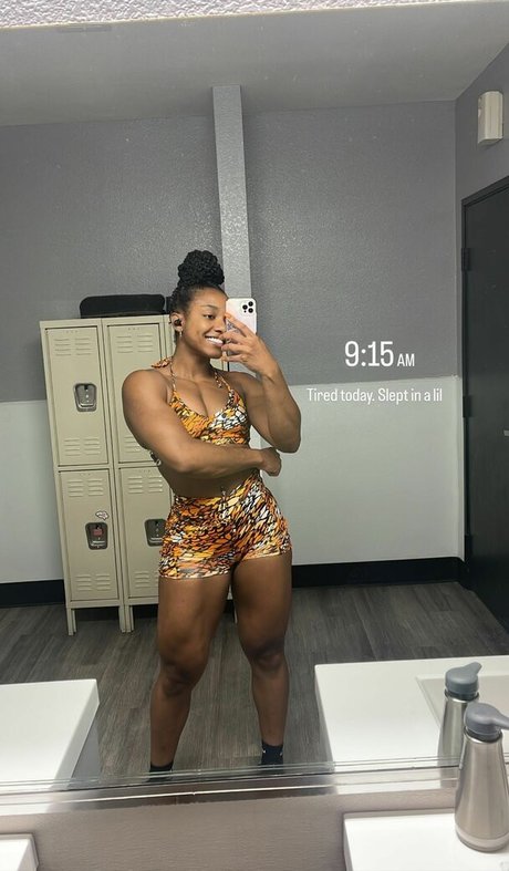 aaaaayevuh only fans sex