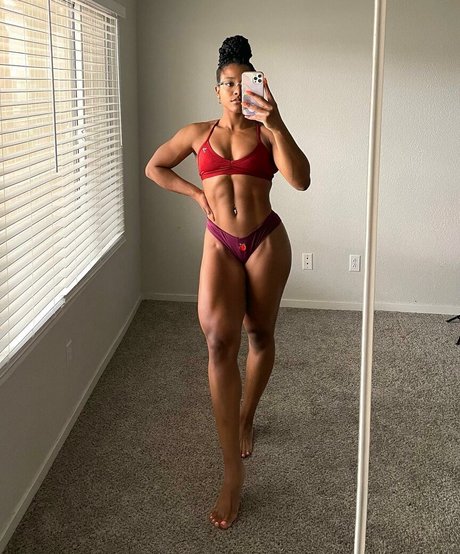 aaaaayevuh onlyfans posts