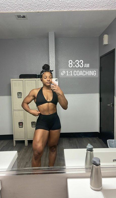 aaaaayevuh onlyfans leajs