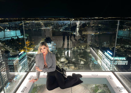 jhennagreey_ onlyfans model