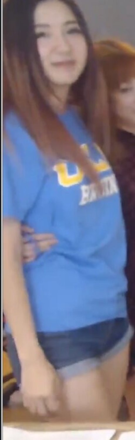 Fuslie boobs onlyfans