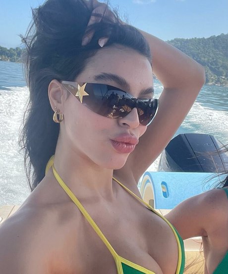 Anna Estrella onlyfans model