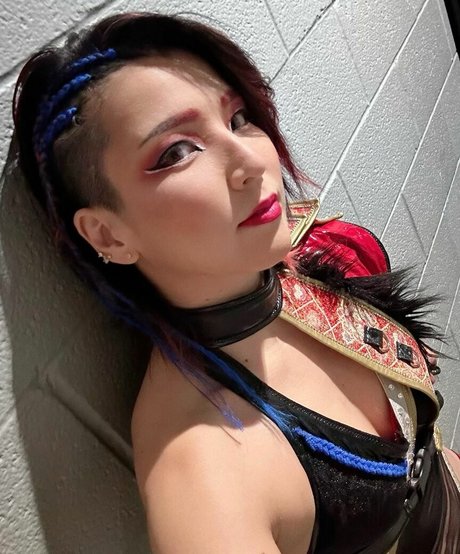Hikaru Shida onlyfans leak