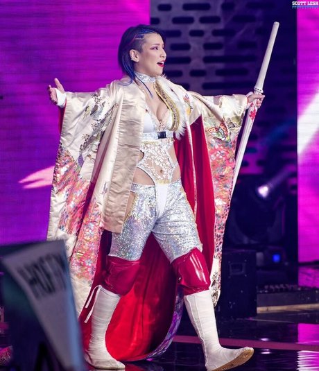 Hikaru Shida only fans leak