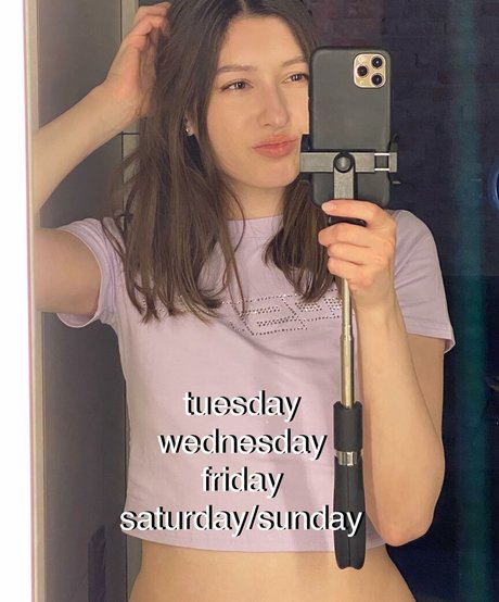 Aloona Larionova nude onlyfans porn