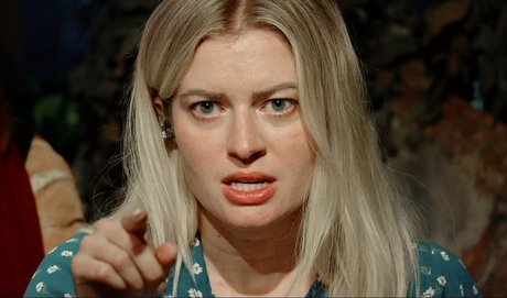 Elyse Willems onlyfans explicit content