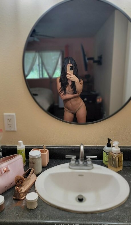 nikkidavisxo onlyfans nude