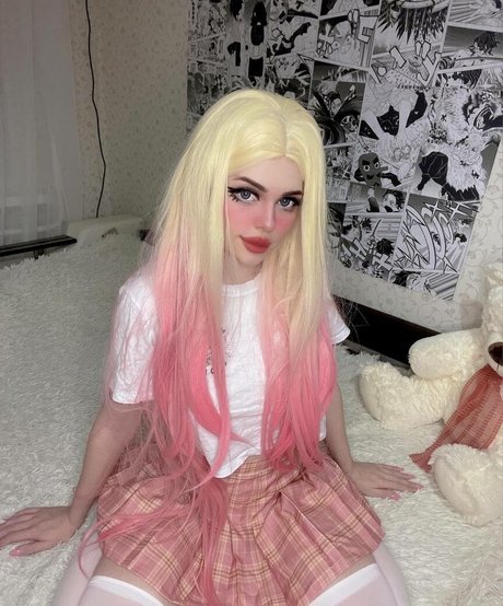 Lyraleiq free onlyfans