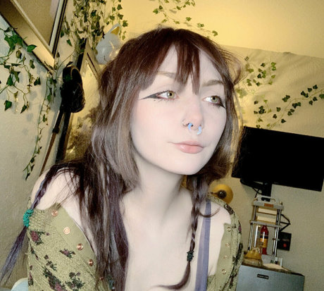 tinykittie onlyfans content type