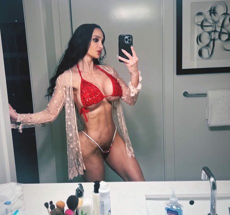 amyanderssen topless onlyfans