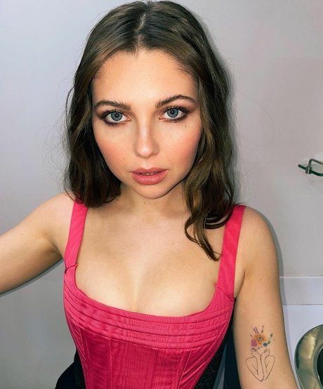 Sammi Hanratty only fans nude leaks