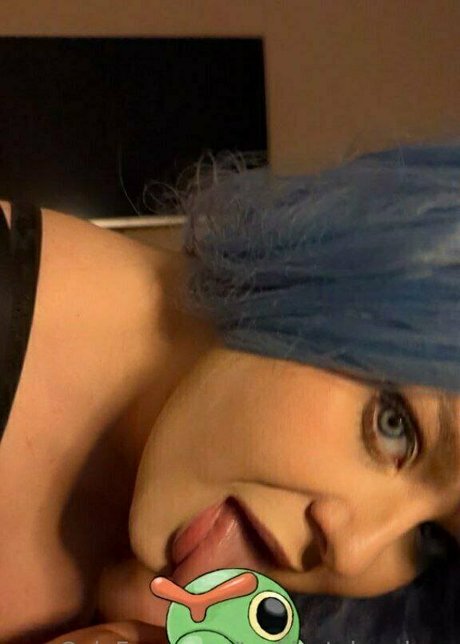 tsuki otaku chan onlyfans model