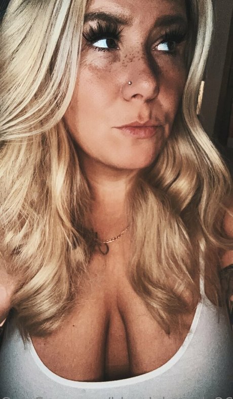blondebrandy269 onlyfans nude photos