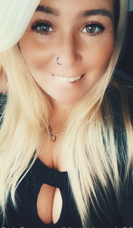 blondebrandy269 feet onlyfans