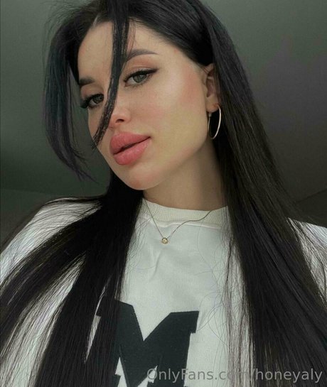 honney aly onlyfans mega