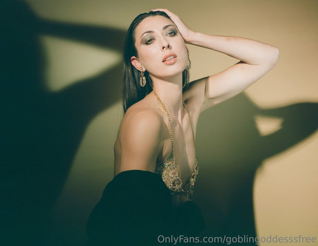 goblingoddesssfree onlyfans nudes leaked