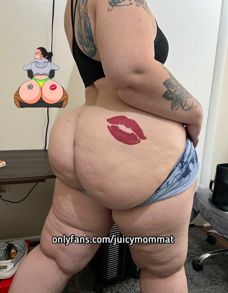 JuicymommaT onlyfans leakes