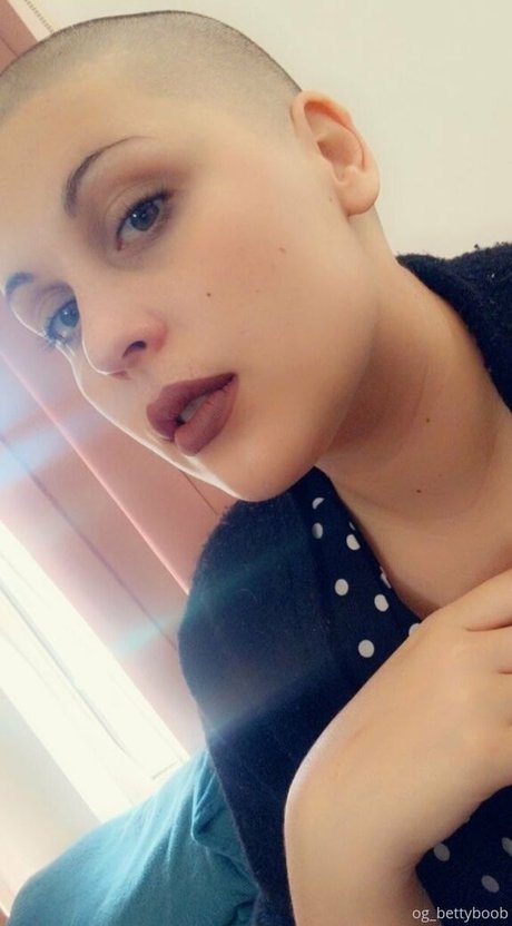 og bettyboob free onlyfans images