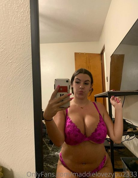 maddiexofree onlyfans leaked tits