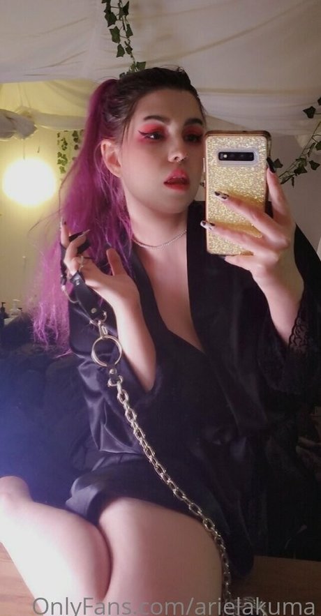 arielakuma only fans pics