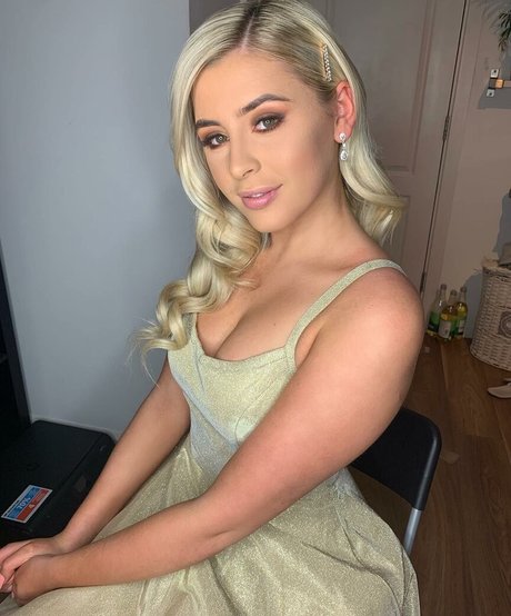 Sian Owen onlyfans x