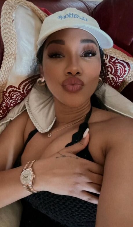 Candice Patton new onlyfans leaks